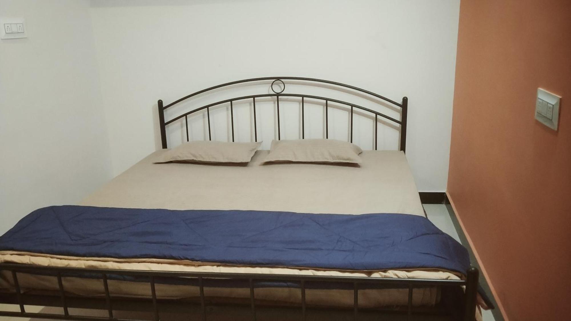 אויאיין Shivlok Guest House מראה חיצוני תמונה