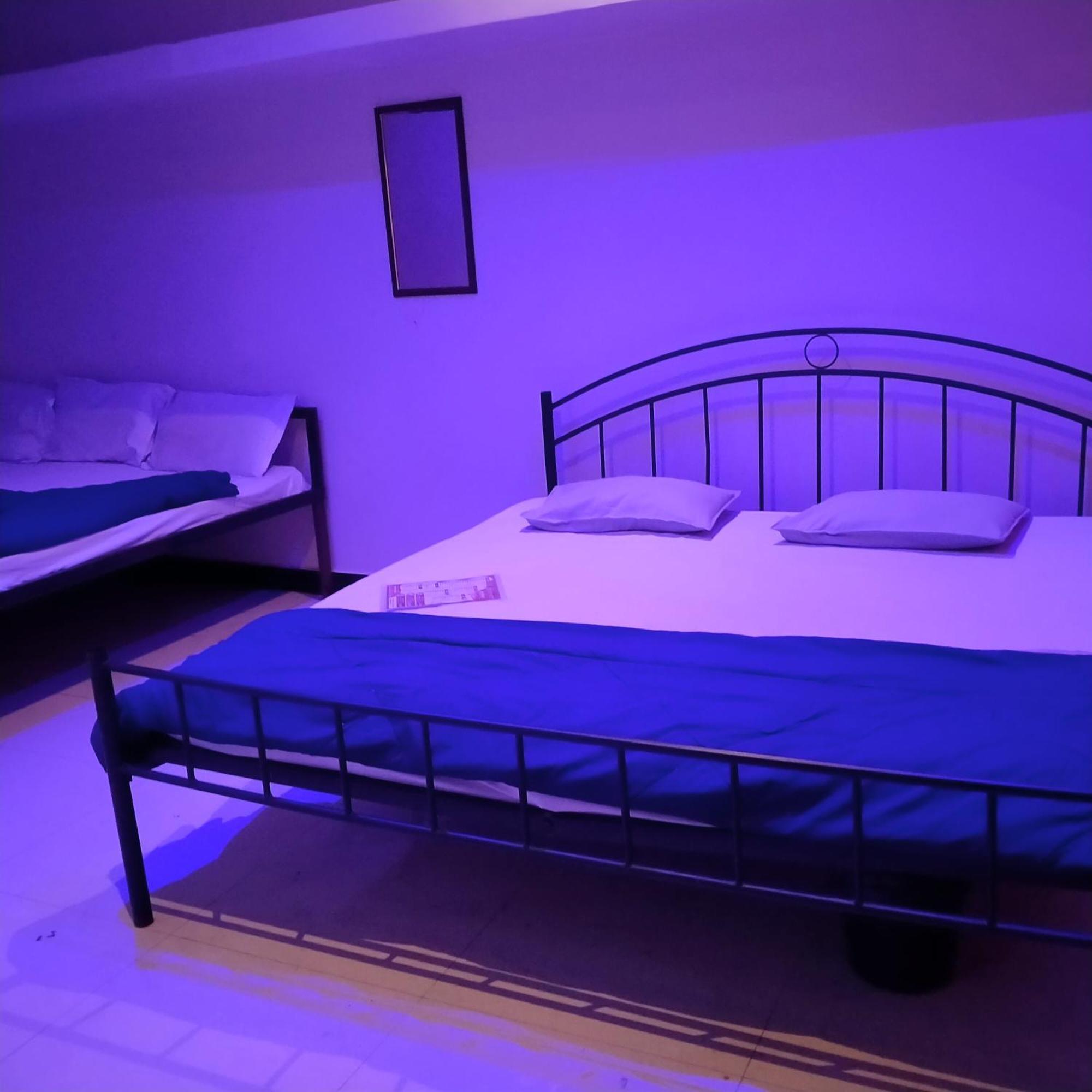 אויאיין Shivlok Guest House מראה חיצוני תמונה